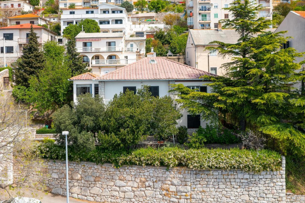 Apartments By The Beach Adela Senj Senj (Lika-Senj) Exterior foto