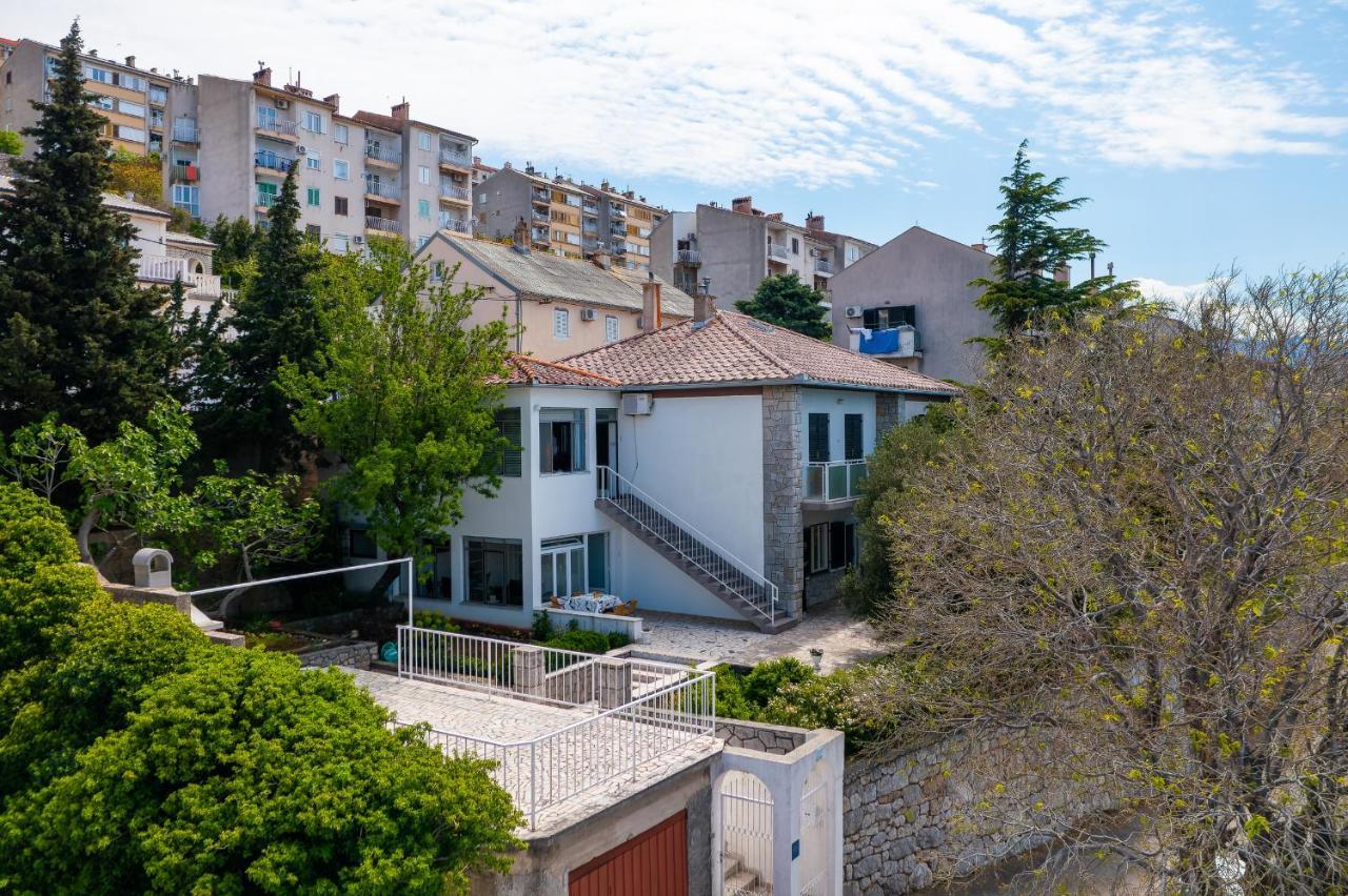 Apartments By The Beach Adela Senj Senj (Lika-Senj) Exterior foto