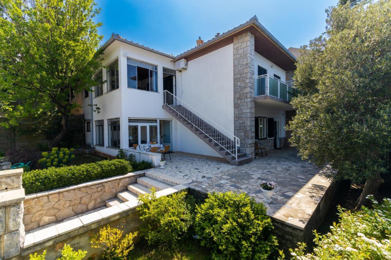 Apartments By The Beach Adela Senj Senj (Lika-Senj) Exterior foto
