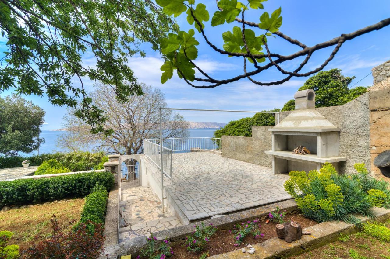 Apartments By The Beach Adela Senj Senj (Lika-Senj) Exterior foto