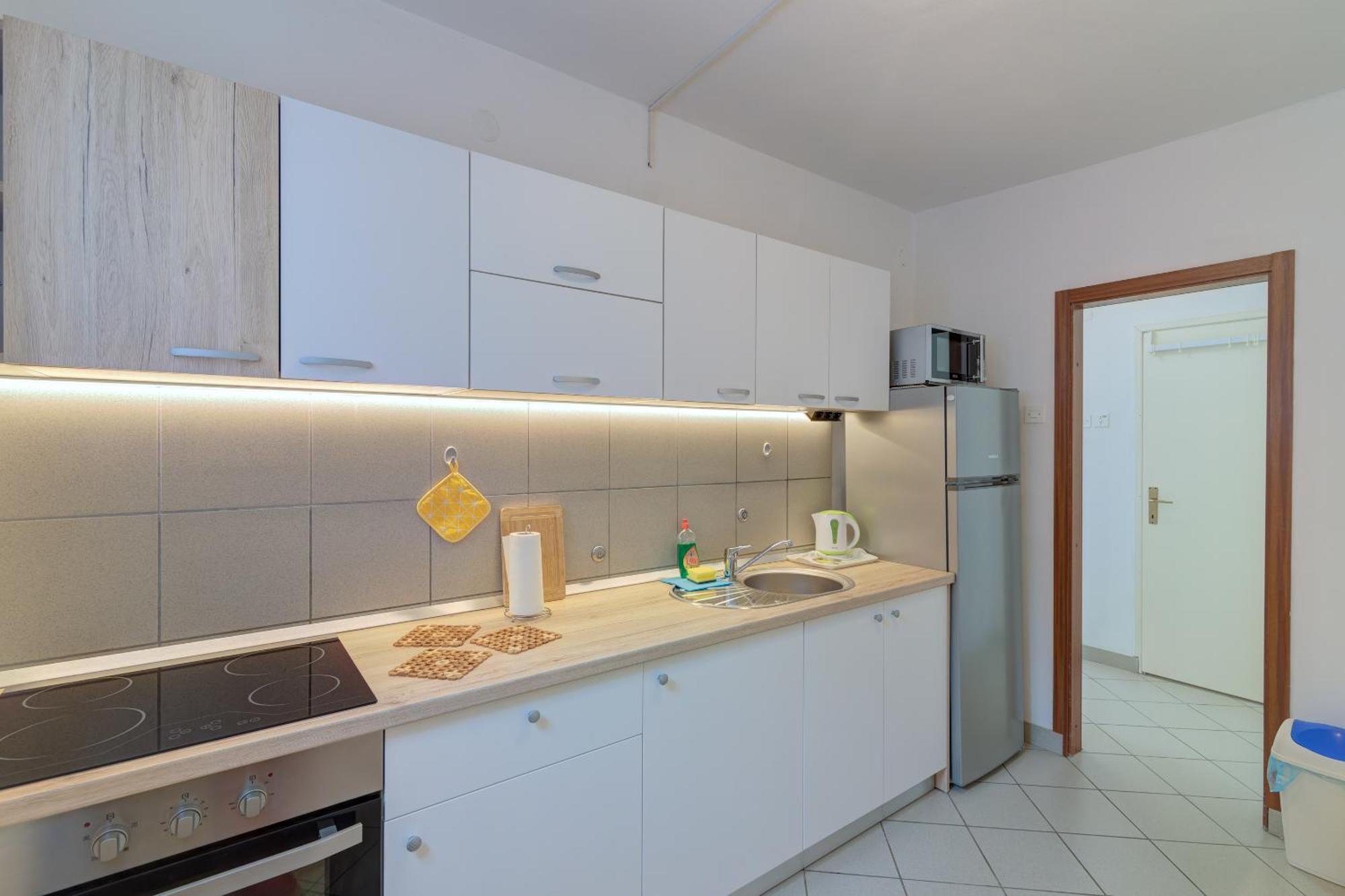 Apartments By The Beach Adela Senj Senj (Lika-Senj) Exterior foto