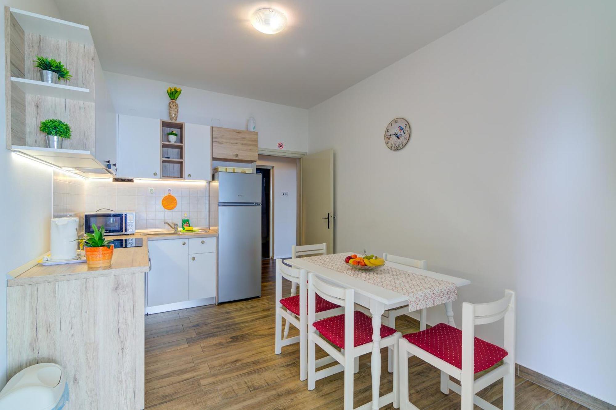 Apartments By The Beach Adela Senj Senj (Lika-Senj) Exterior foto